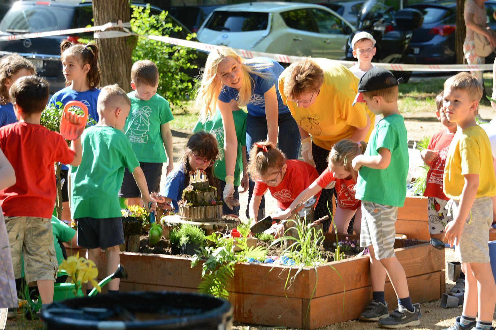 Apró csodák a Zichy ligetben – pénteken lesz a Mesés Kiskertek kertépítő verseny